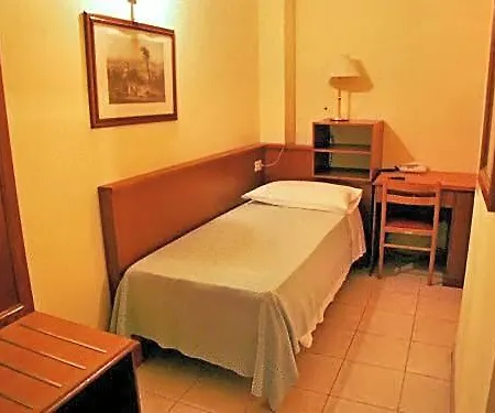 Minerva Hotel 3*